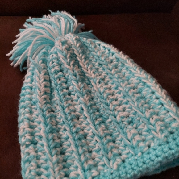 Handmade Crochet Set - Picture 4 of 4